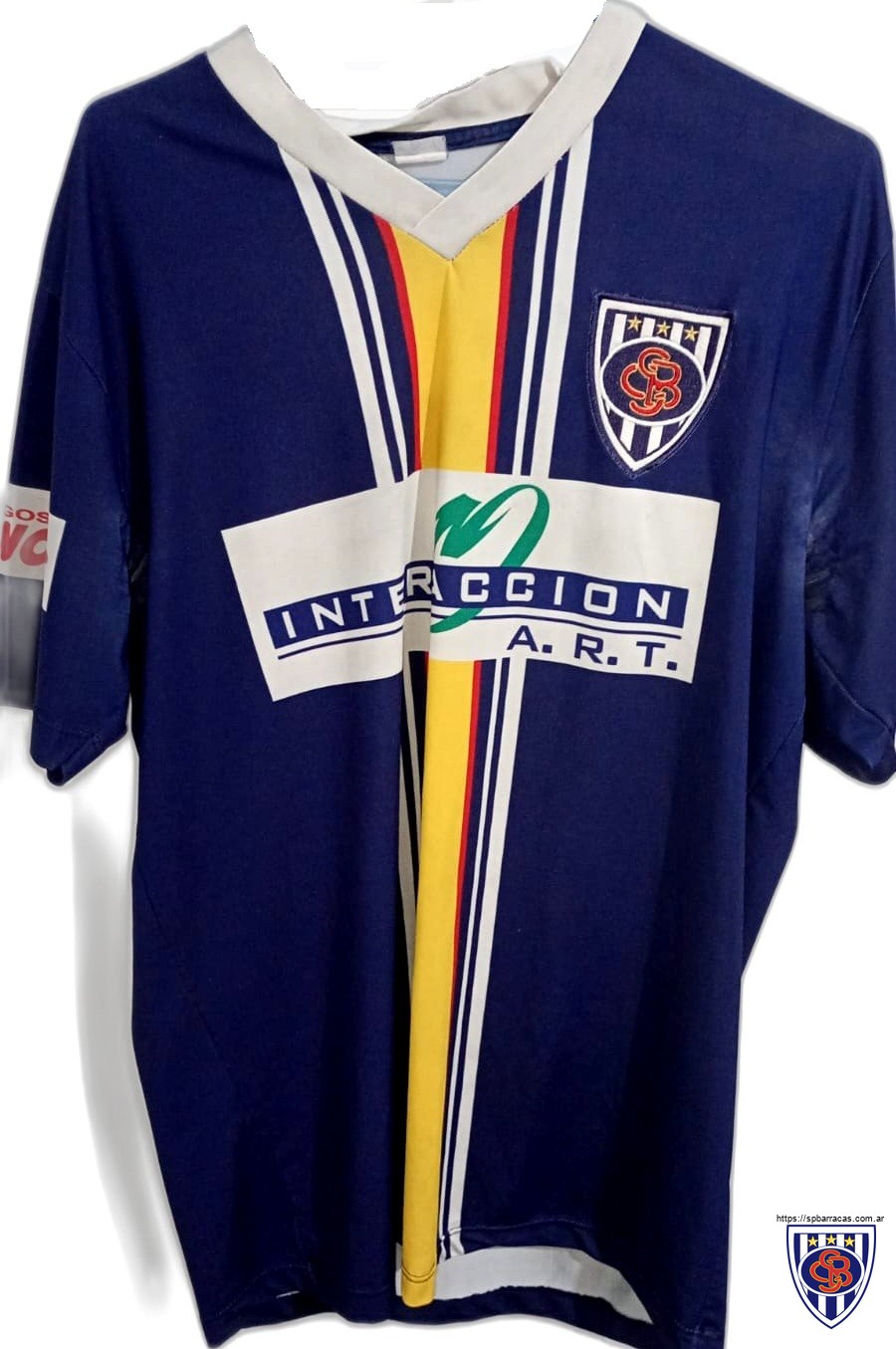 Camiseta utilizada durante la campaña de Primera C 2017-2018.